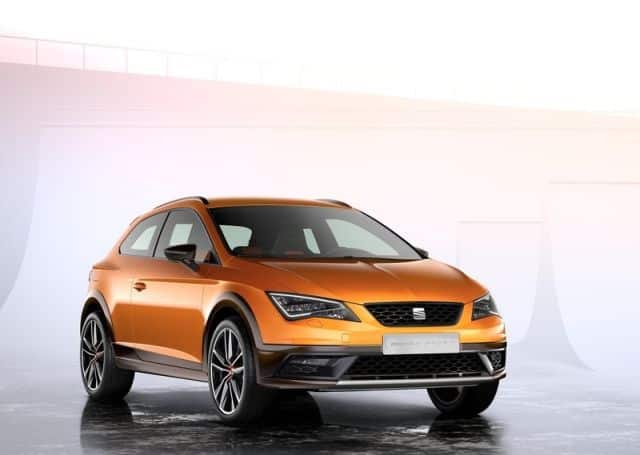 Leon Cross Sport Ultra Orange konsept gövdesi