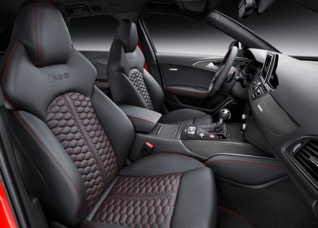 Audi RS 6 Avant performance iç mekan ayrıntıları