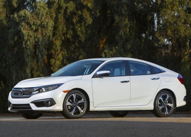 Honda Civic Sedan dış tasarım görünümü 2