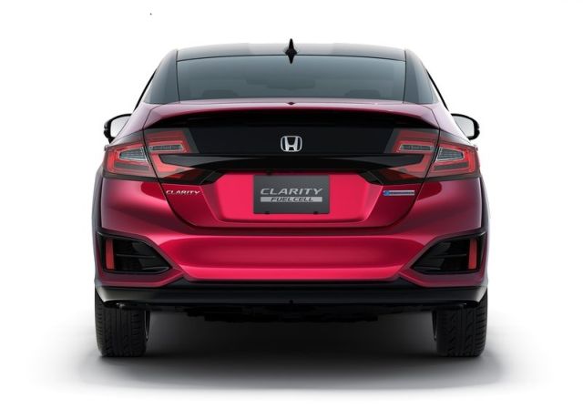 Honda Clarity Fuel Cell kabin görünümü