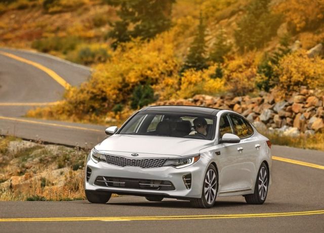 2016 Kia Optima otomobil arşiv görseli