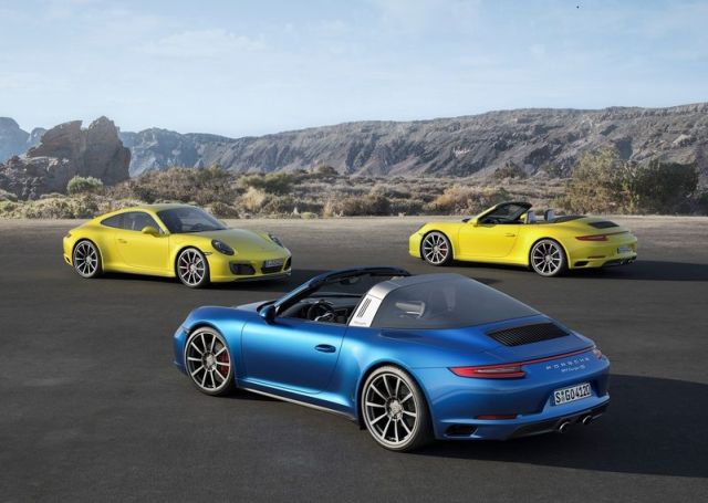 Carrera 4 arka ışık bandı ve gövde görünümü