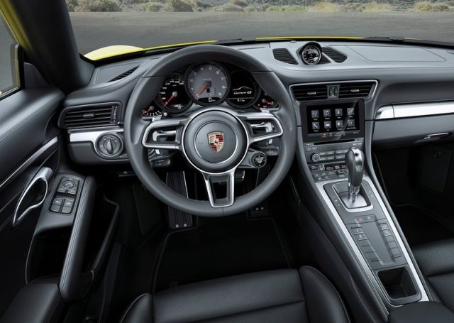 Carrera 4 dönem tanıtım görseli