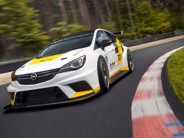 Opel Astra Tcr otomobil arşiv görseli