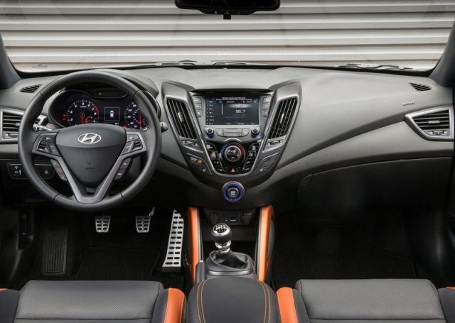 Hyundai Veloster ön koltuklar