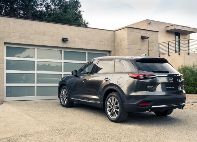 Mazda CX-9 arka bölüm tasarımı