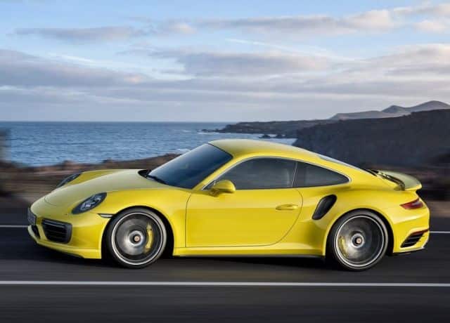 2016 Porsche 911 Turbo S otomobil arşiv görseli