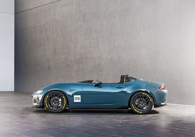 Mazda MX-5 Speedster yandan açık kokpit görünümü