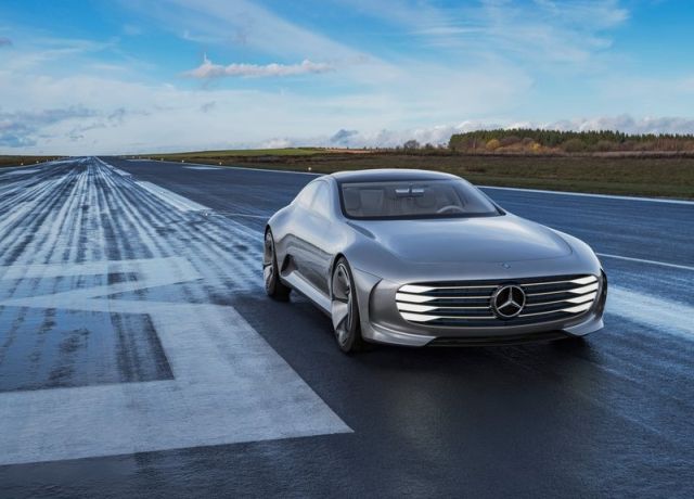 Mercedes-Benz IAA Concept yan profil ve aerodinamik gövde