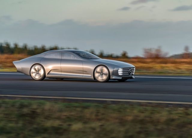 Concept IAA arka üç çeyrek görünümü