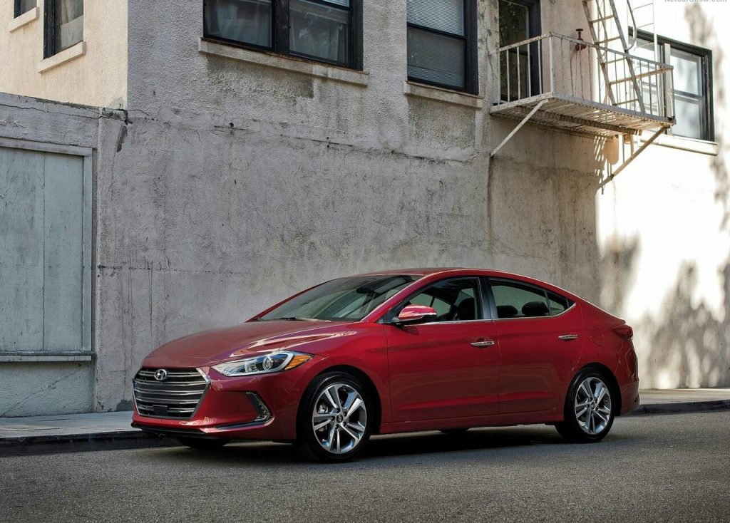 2017 Hyundai Elantra arşiv görseli