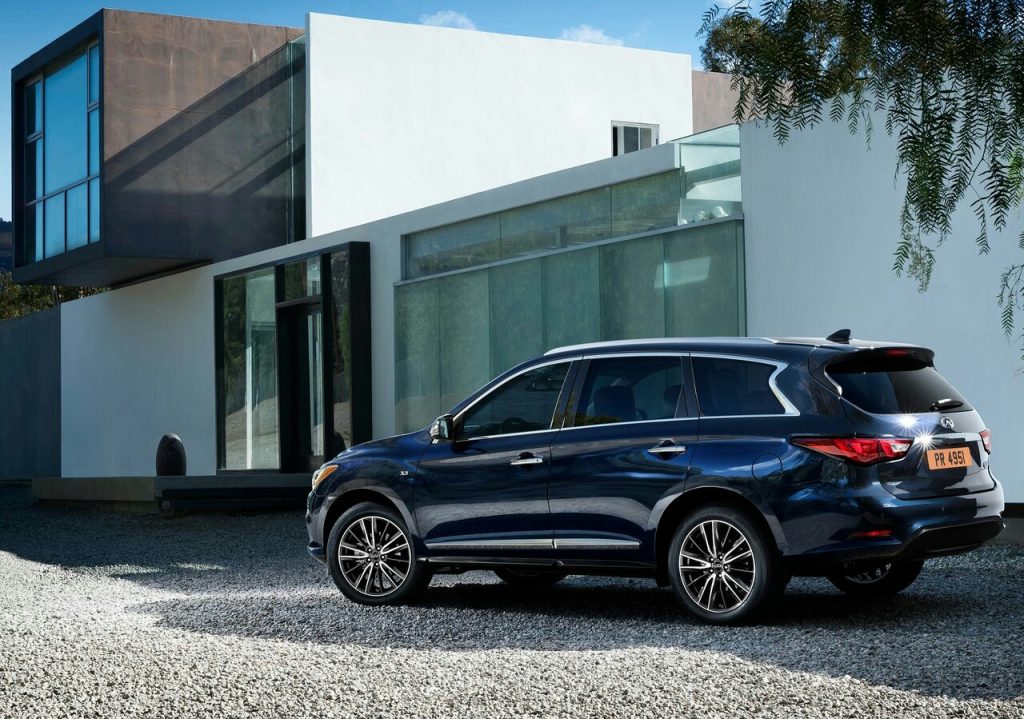 Infiniti QX60 ön bölüm tasarımı