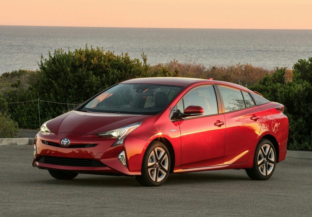 2016 Toyota Prius arşiv görseli 3
