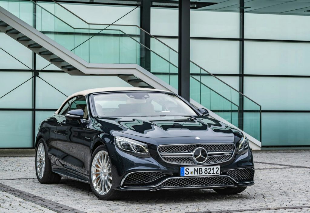 Mercedes-AMG S 65 Cabriolet ön üç çeyrek görünüm
