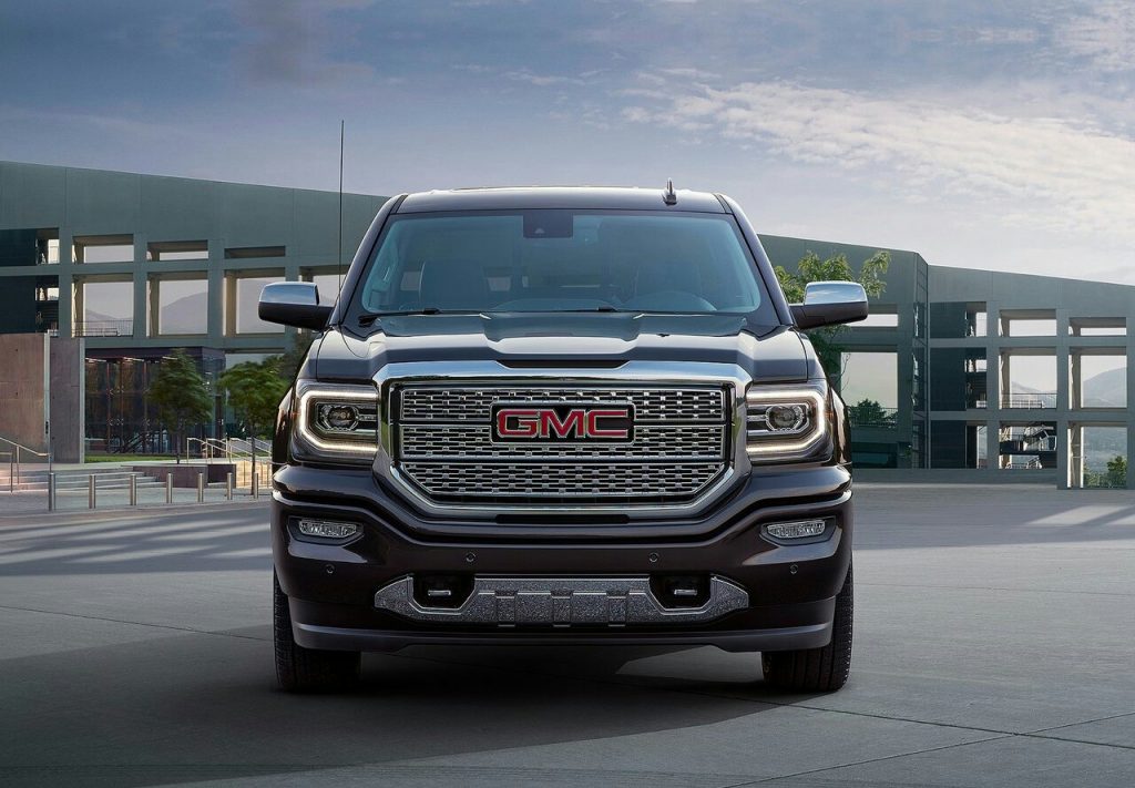 2016 GMC Sierra Denali Ultimate arşiv görseli
