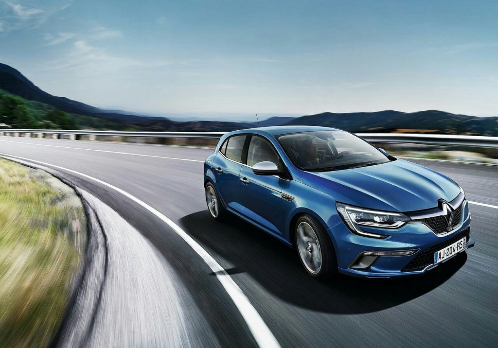 Megane GT yan profil ve GT jantları