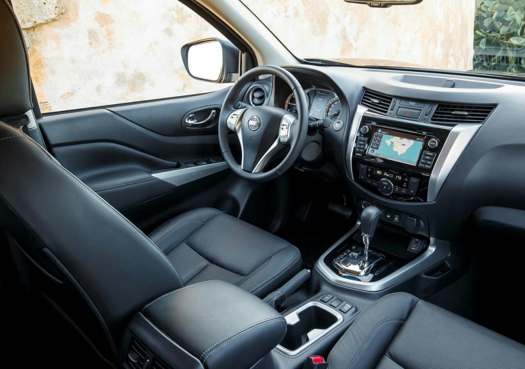 Nissan Navara NP300 ön kabin ve otomatik şanzıman