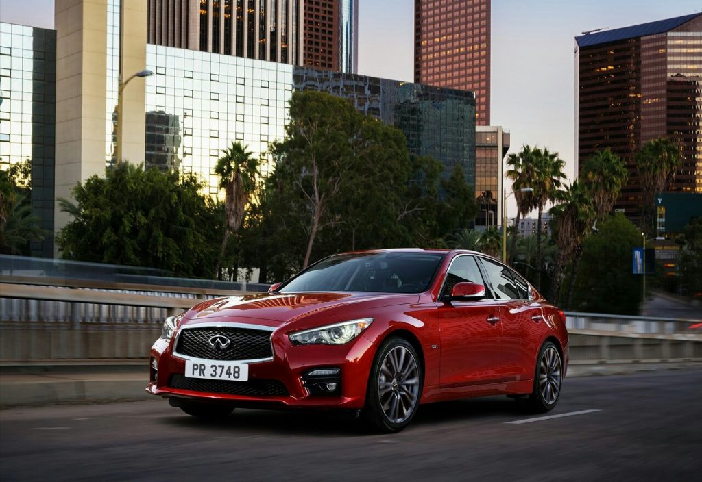 Infiniti Q50 ön tasarım detayı