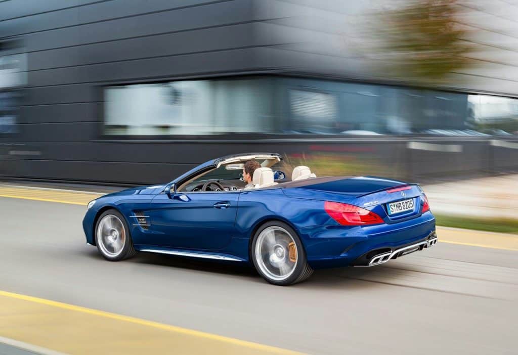 Mercedes-AMG SL 65 direksiyon ve gösterge alanı