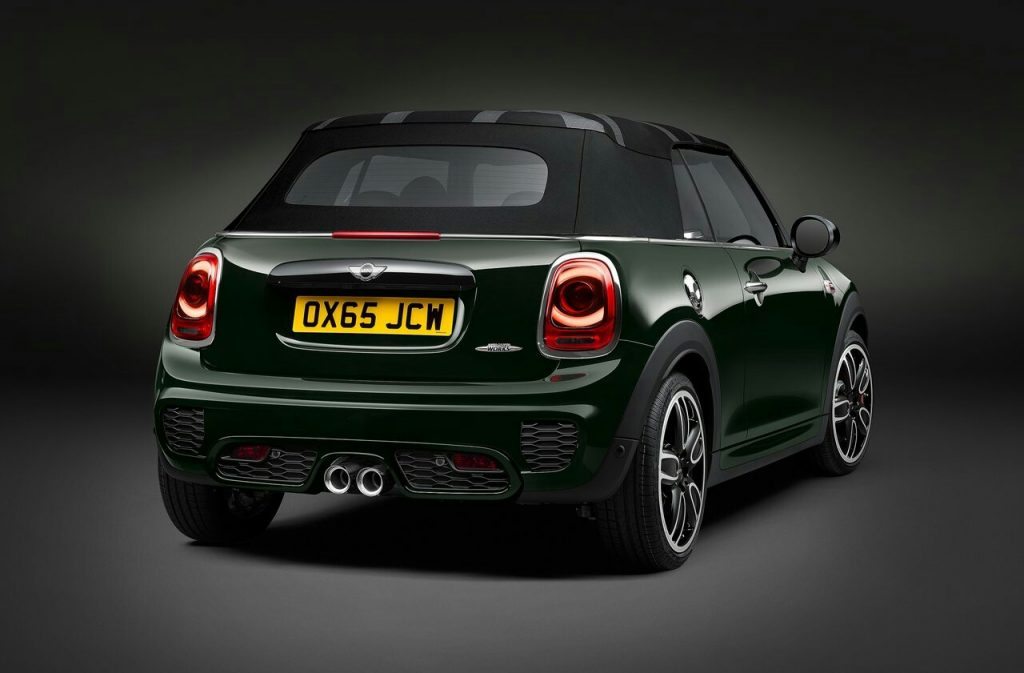 MINI John Cooper Works Cabriolet açık tavan görünümü