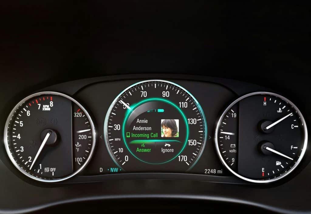 Buick Envision gösterge paneli