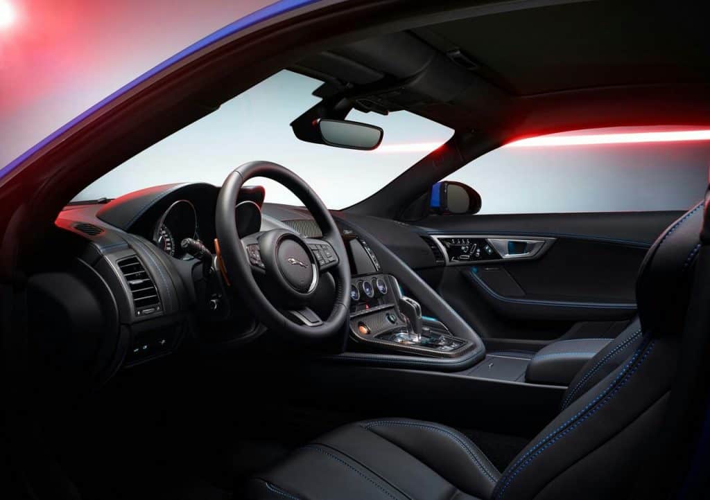 Jaguar F-TYPE British Design Edition iç mekân görünümü