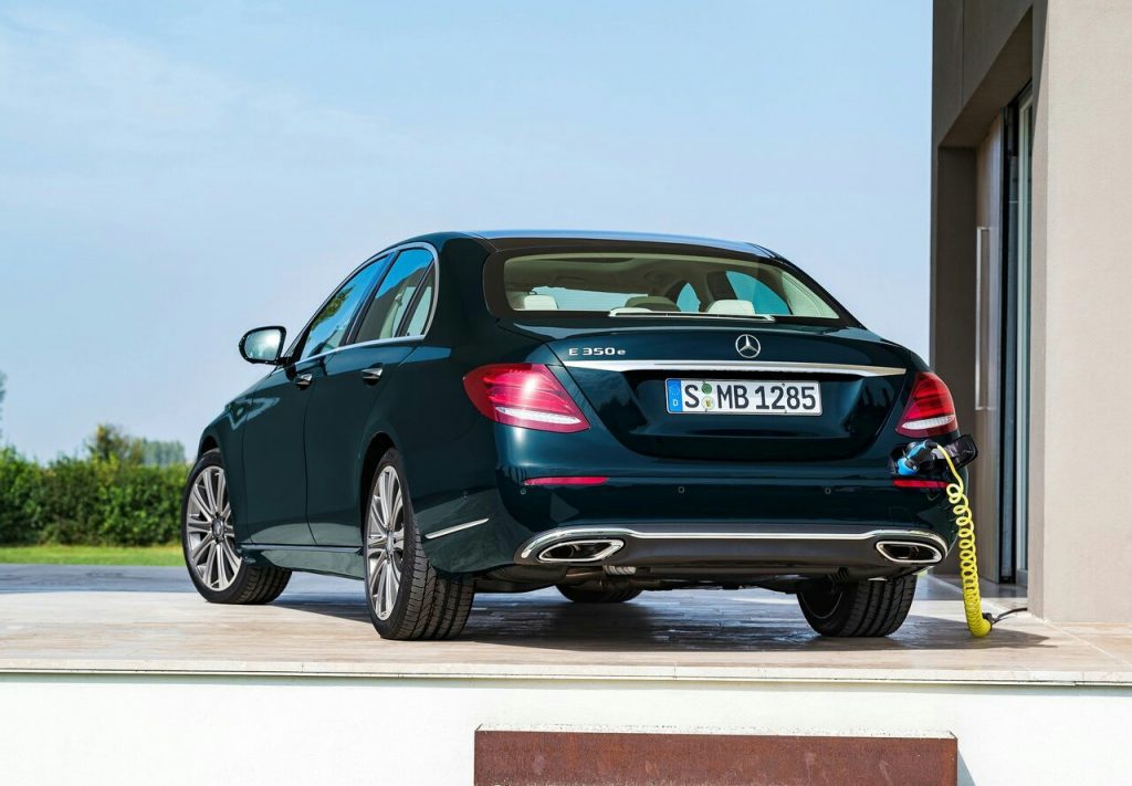 Mercedes-Benz E-Class W213 ön tasarım detayları