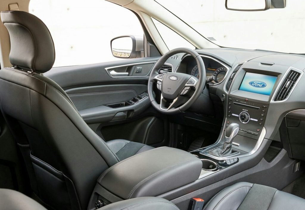 Ford S-MAX iç mekan ve koltuk düzeni