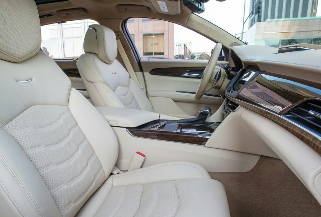 Cadillac CT6 iç tasarım