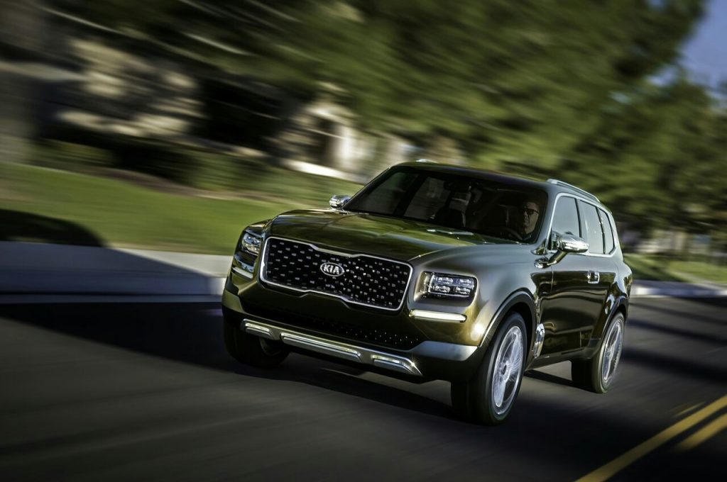 Telluride konseptinin büyük SUV gövde oranları