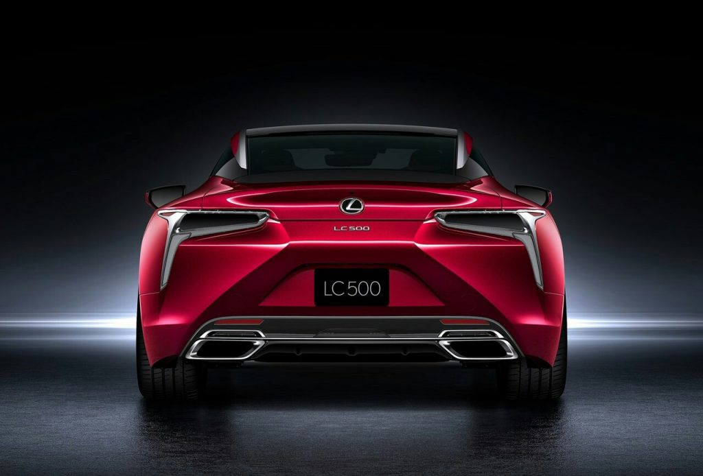 Lexus LC 500 arka görünüm