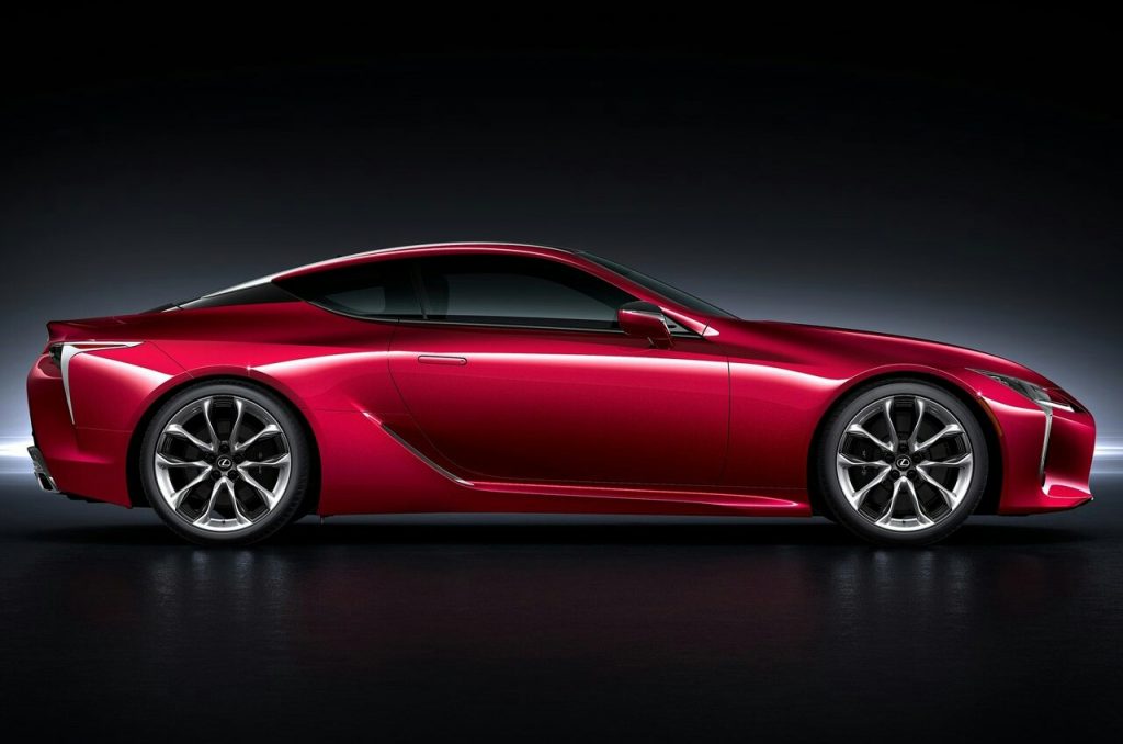 Lexus LC 500 yan profil