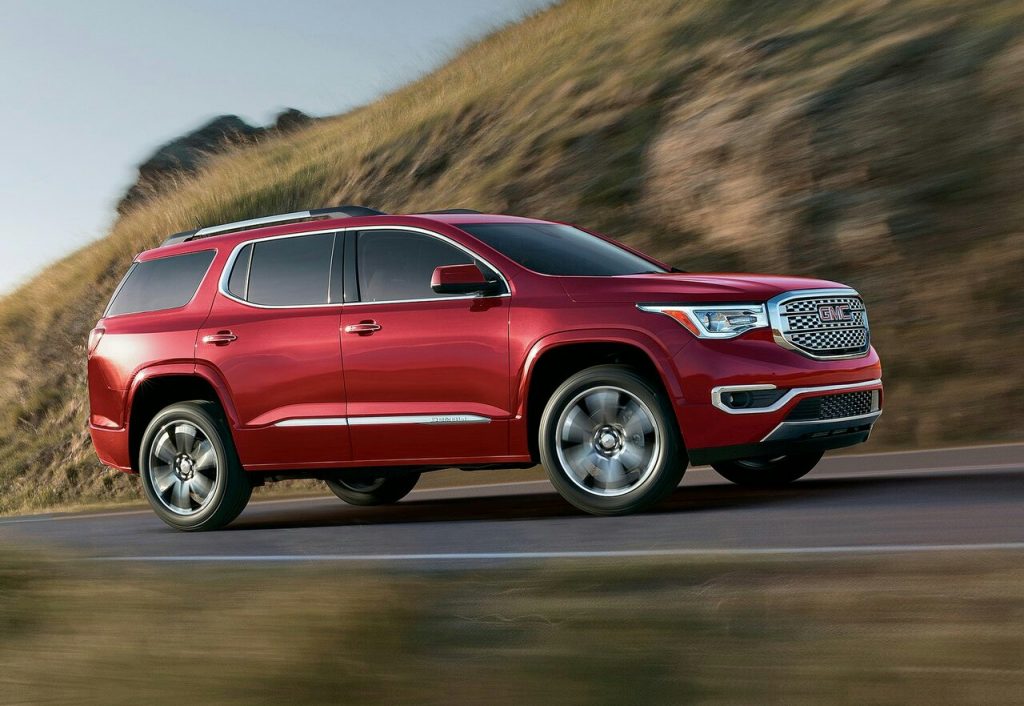 GMC Acadia kabin ve gövde arşiv görünümü