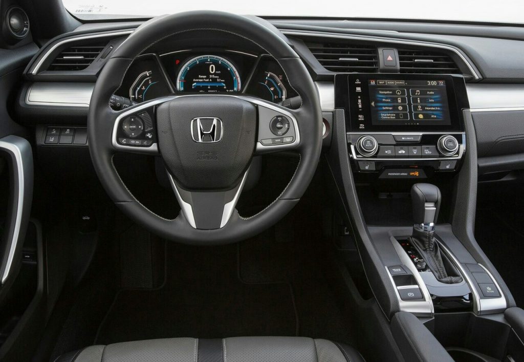 Honda Civic Coupe iç mekan
