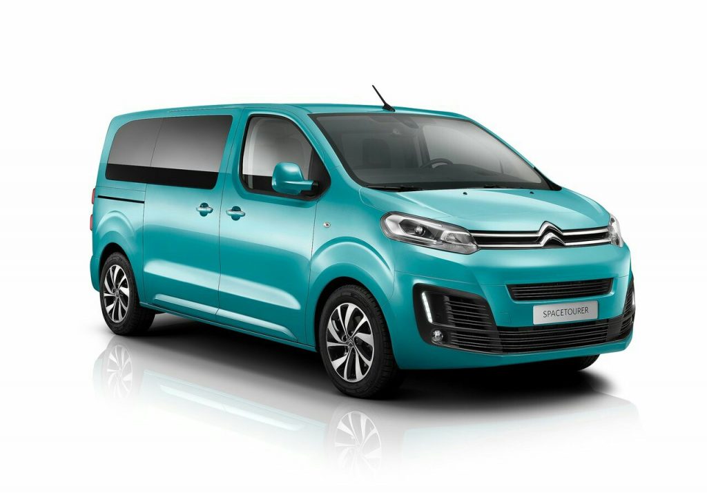 Citroen SpaceTourer ön üç çeyrek görünüm