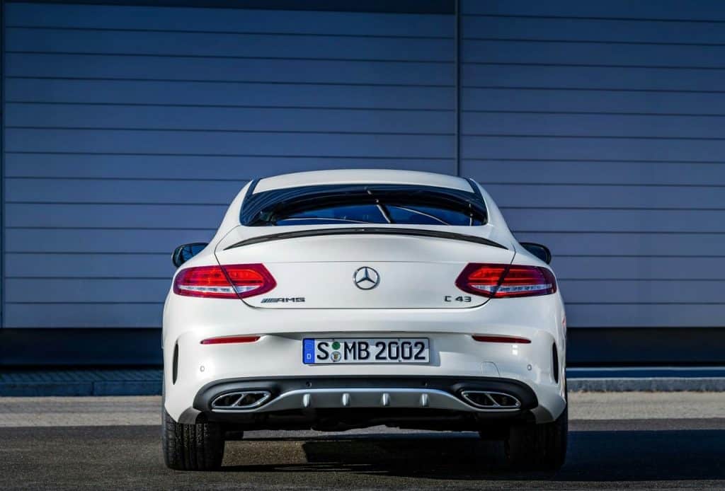 Mercedes-AMG C 43 Coupe iç mekan görünümü