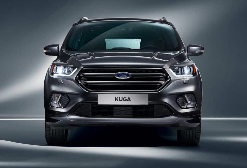 2017 Ford Kuga ön üç çeyrek görünüm