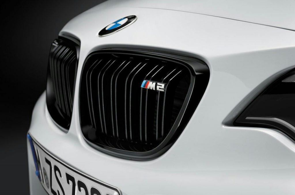 BMW M2 M Performance egzoz ve difüzör görünümü