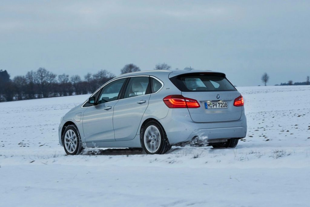225xe Active Tourer otomobil ayrıntısı