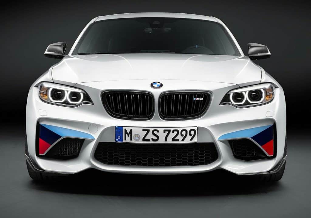 BMW M2 M Performance yan gövde detayları