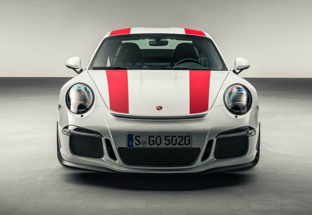 911 R önden stüdyo görünümü
