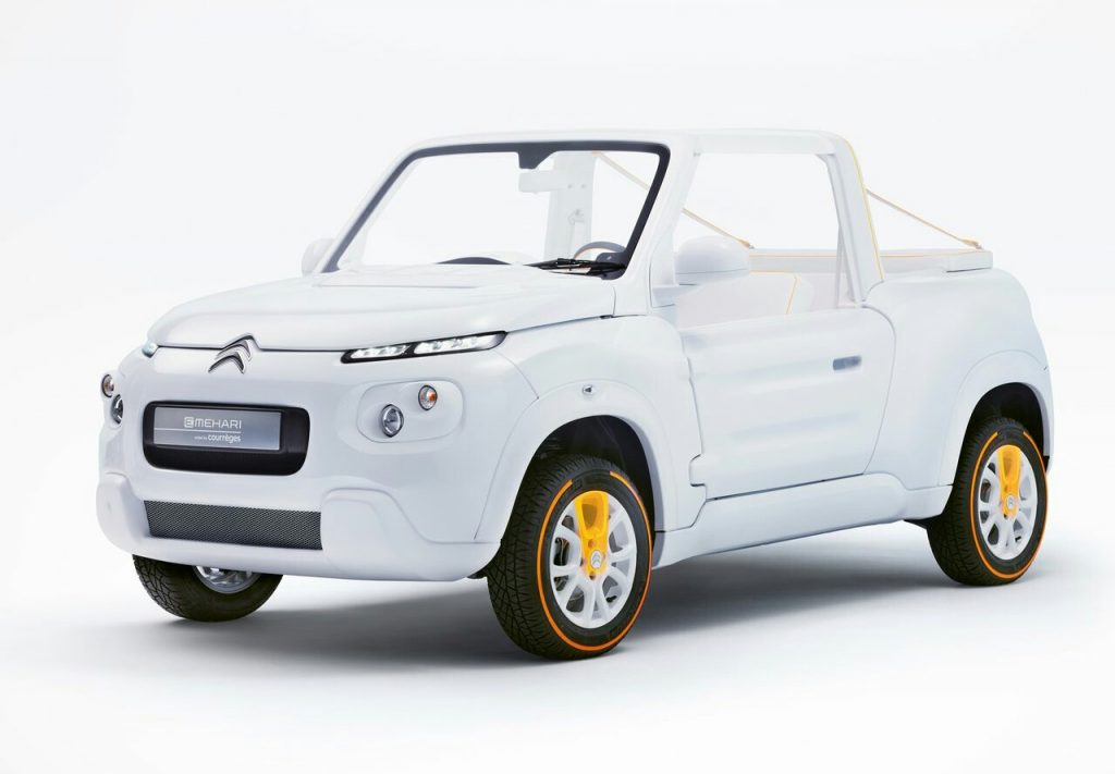 Citroen E-MEHARI by Courreges beyaz konsept otomobili önden üç çeyrek görünüm