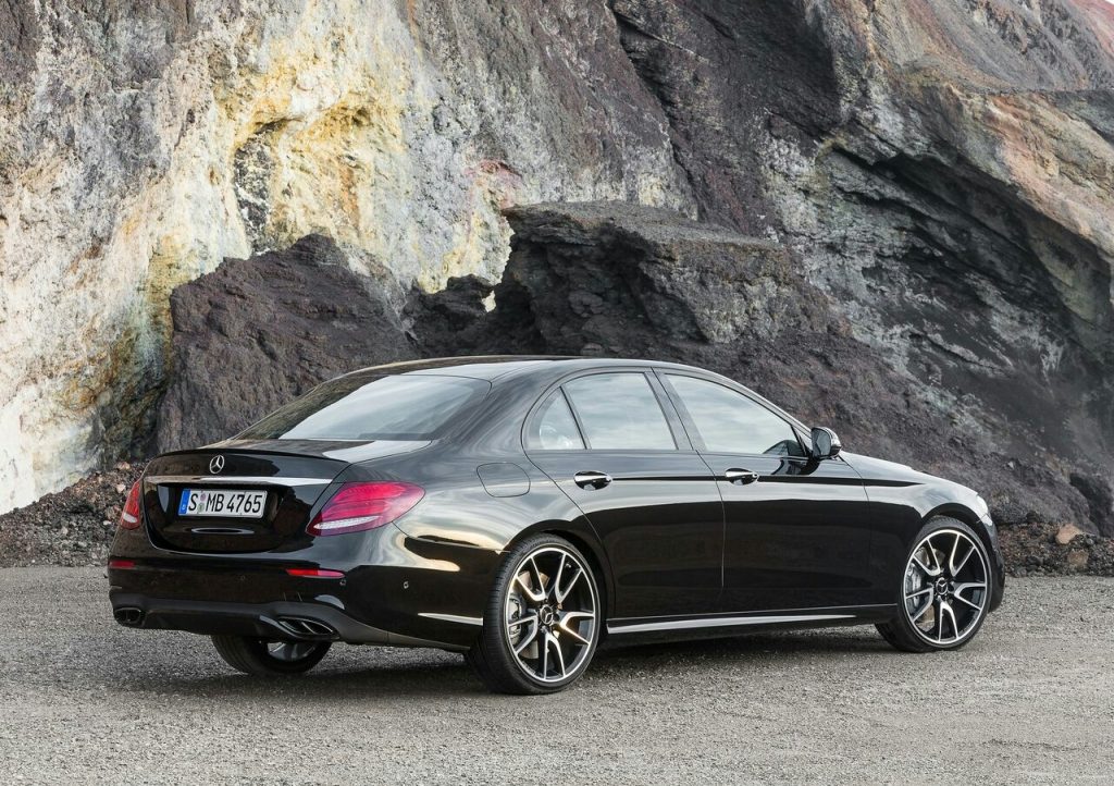 Mercedes-AMG E43 4MATIC arşiv fotoğrafı 2