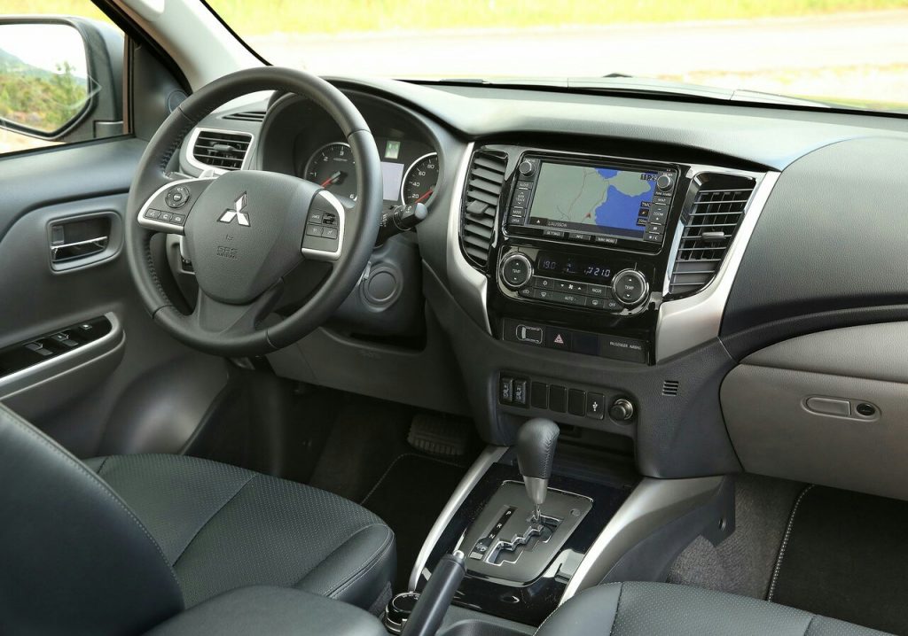 Mitsubishi L200 arşiv görseli 11