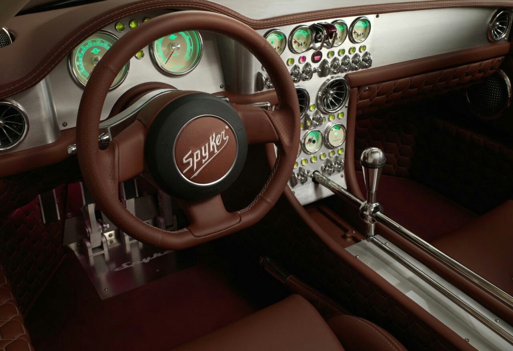 Spyker C8 Preliator otomobil