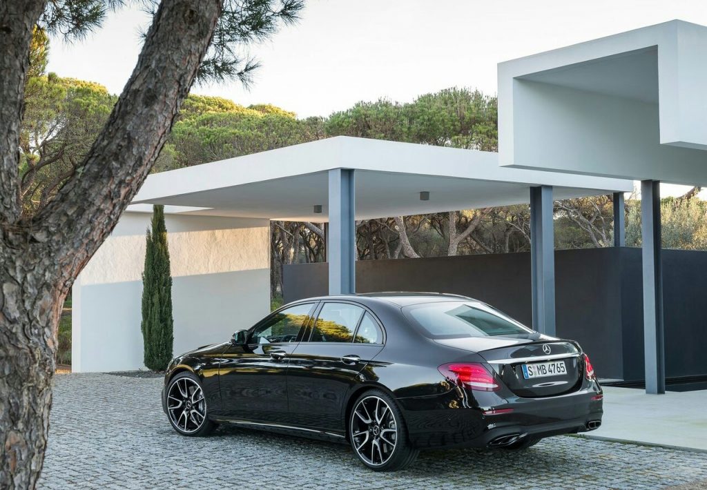 Mercedes-AMG E43 4MATIC arşiv fotoğrafı 5