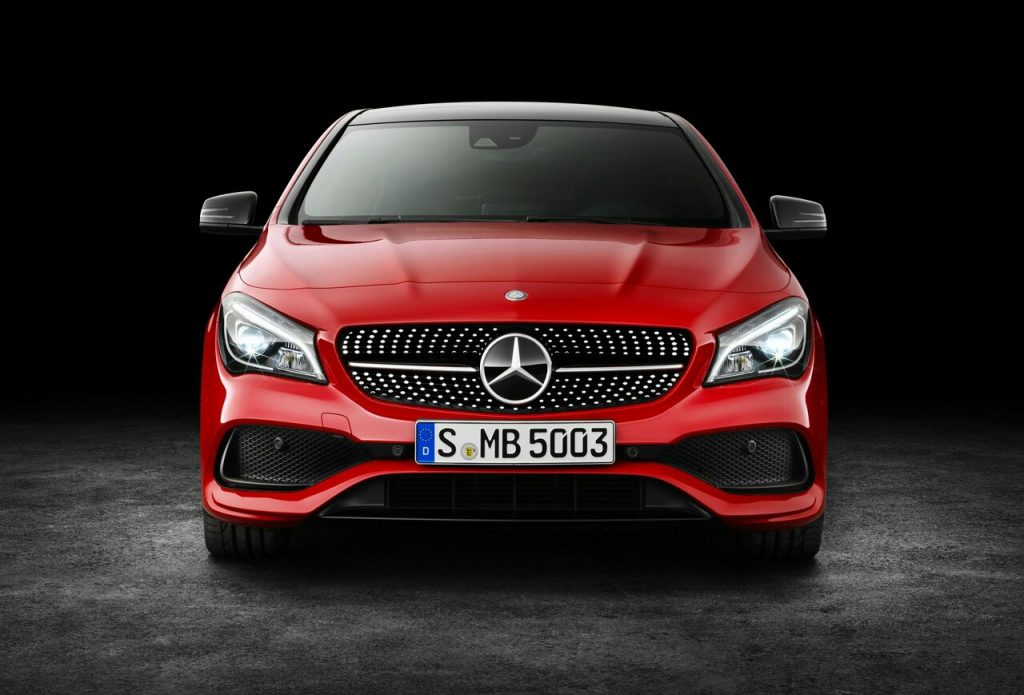 Mercedes-Benz CLA arşiv otomobil fotoğrafı