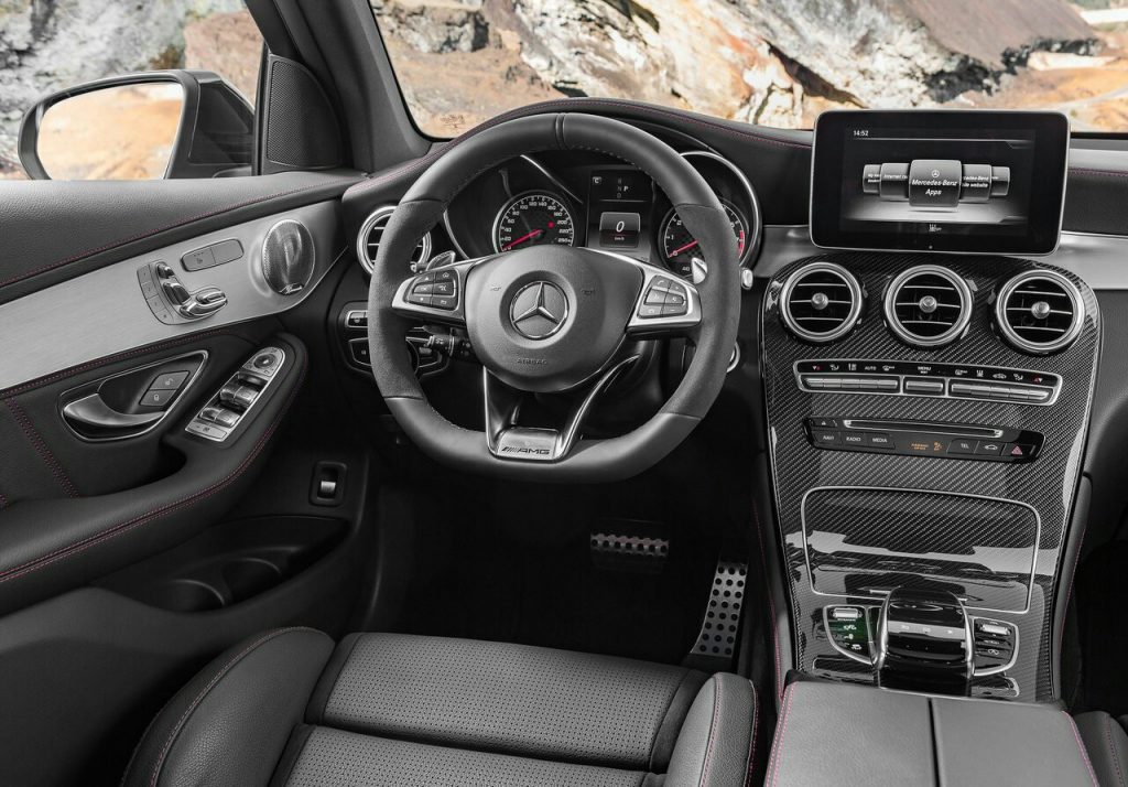 Mercedes-AMG GLC 43 4MATIC arka koltuklar