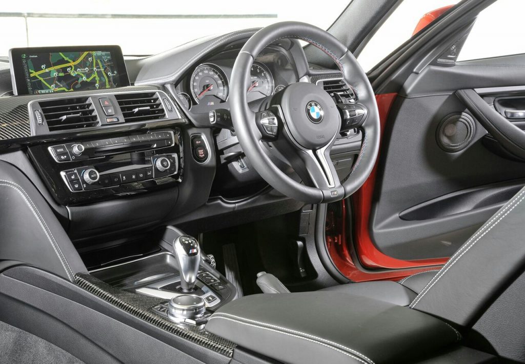 BMW M3 Sedan Competition Package otomobil