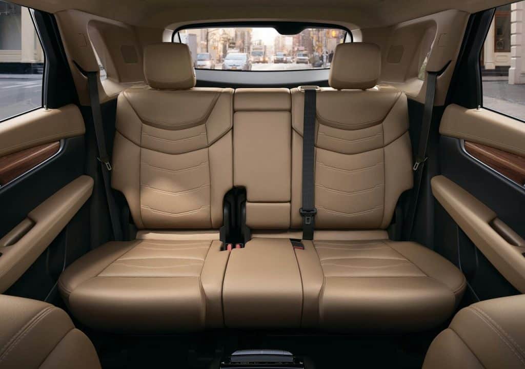 XT5 arka koltukların karşıdan görünümü